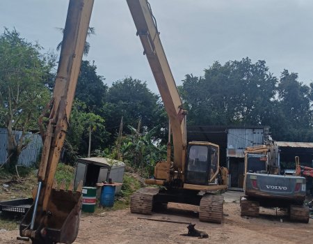 ขายรถแมคโคบุมยาว 18 เมตร ด่วนๆรื้อถอน ขุดลอกคลองดีจัง ขายถูกๆ