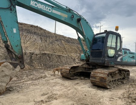 ขาย รถมือสอง KOBELCO SK200-8 SUPER X ขายรถแบคโค KOBELCO SK200-8 SUPER X เอกสารใบอินวอย มีขุดมือสองสภาพพร้อมใช้ สนใจ ติดต่อเรา 081-148-8532 truck2sale ขาย